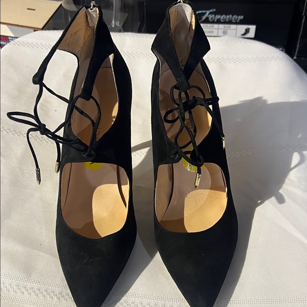 Elegant Black Ivanka Trump Women's Shoes 9